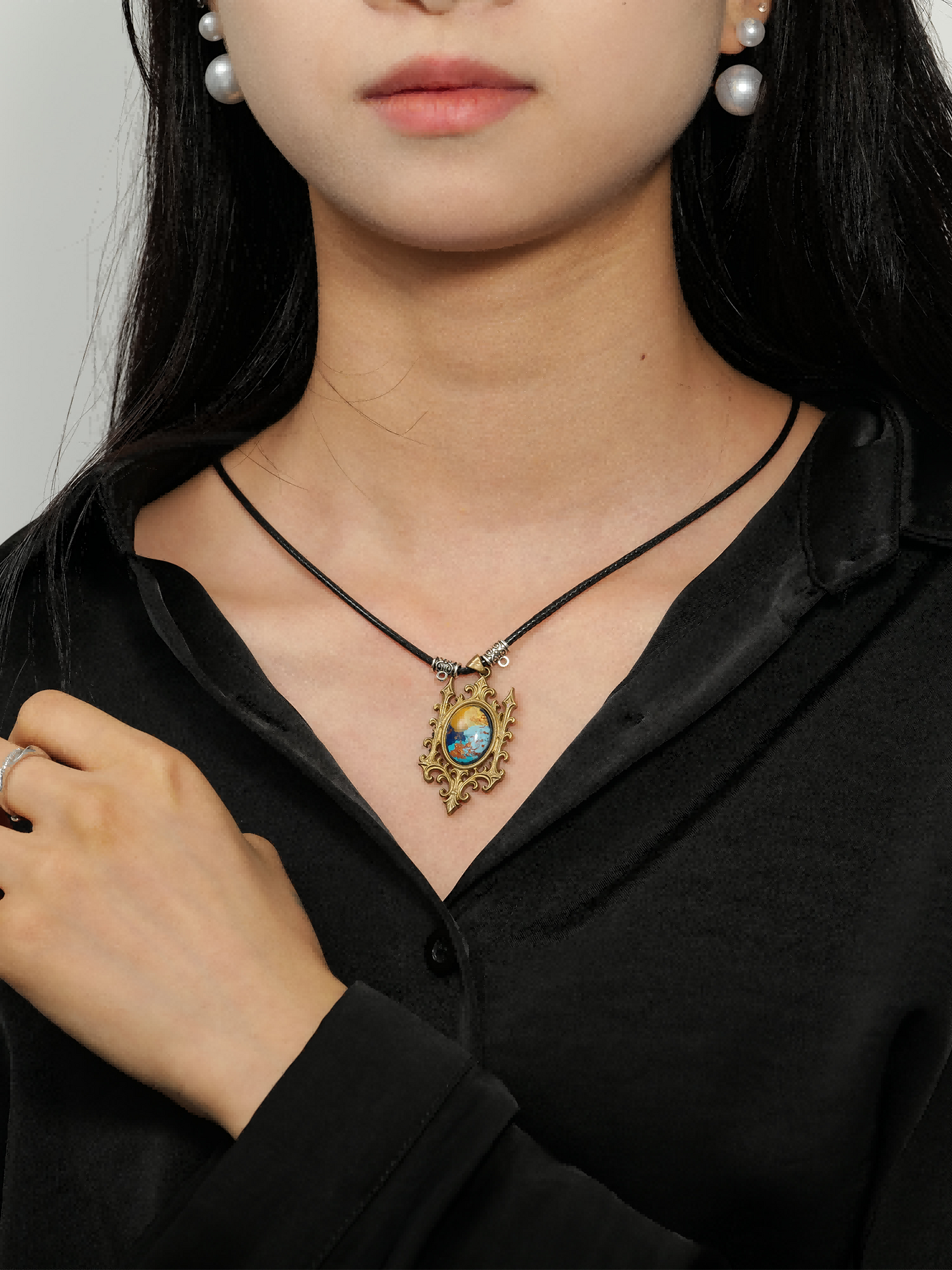 Solara’s Blessing – Vintage Brass Sun Pendant Necklace | Symbol of Renewal & Hope