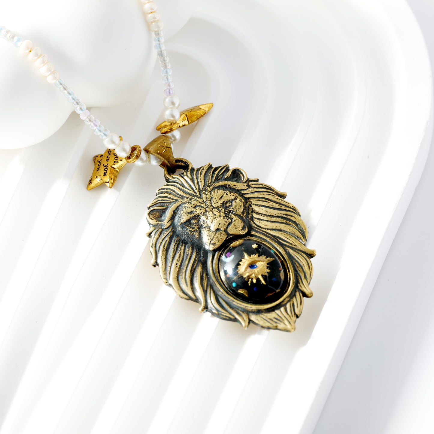 Stellar Lion Pendant Necklace – Vintage Brass with Inlaid Relief Art