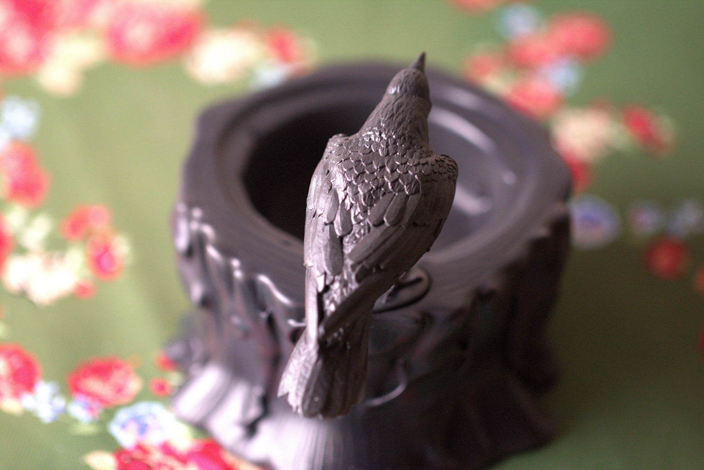 Crow ashtray