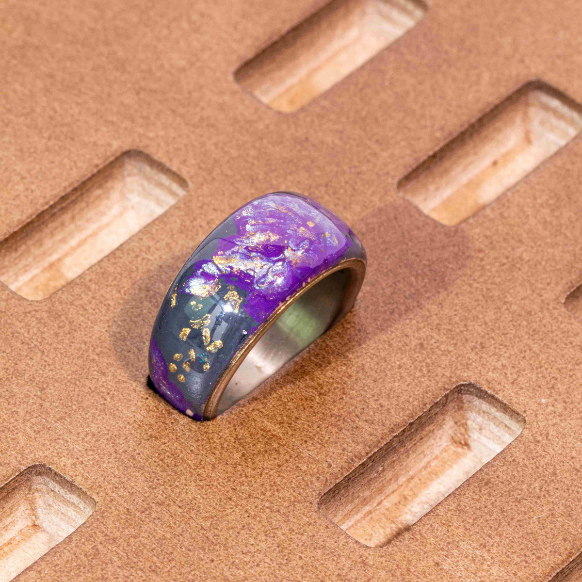 Twilight Bloom · Purple Floral Relief 925 Silver Ring